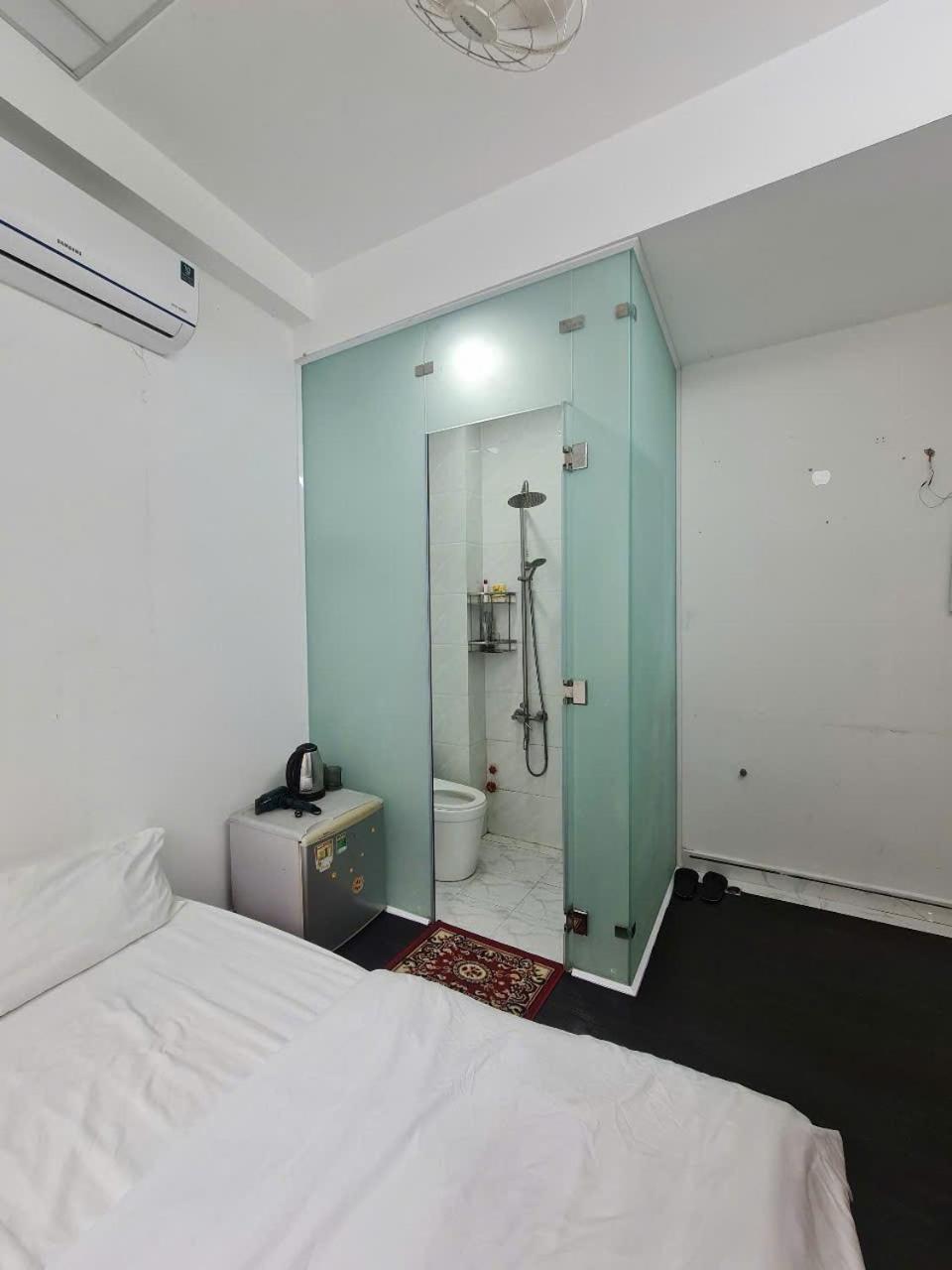The Hidden Hogwarts - Nearly Bui Vien Walking Street Aparthotel โฮจิมินห์ซิตี้ ภายนอก รูปภาพ