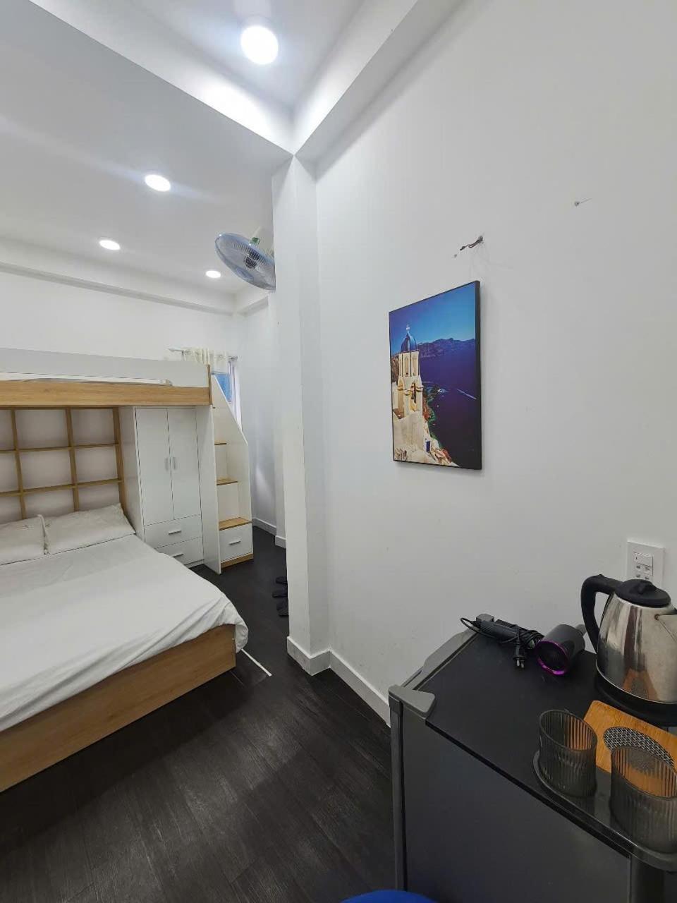 The Hidden Hogwarts - Nearly Bui Vien Walking Street Aparthotel โฮจิมินห์ซิตี้ ภายนอก รูปภาพ